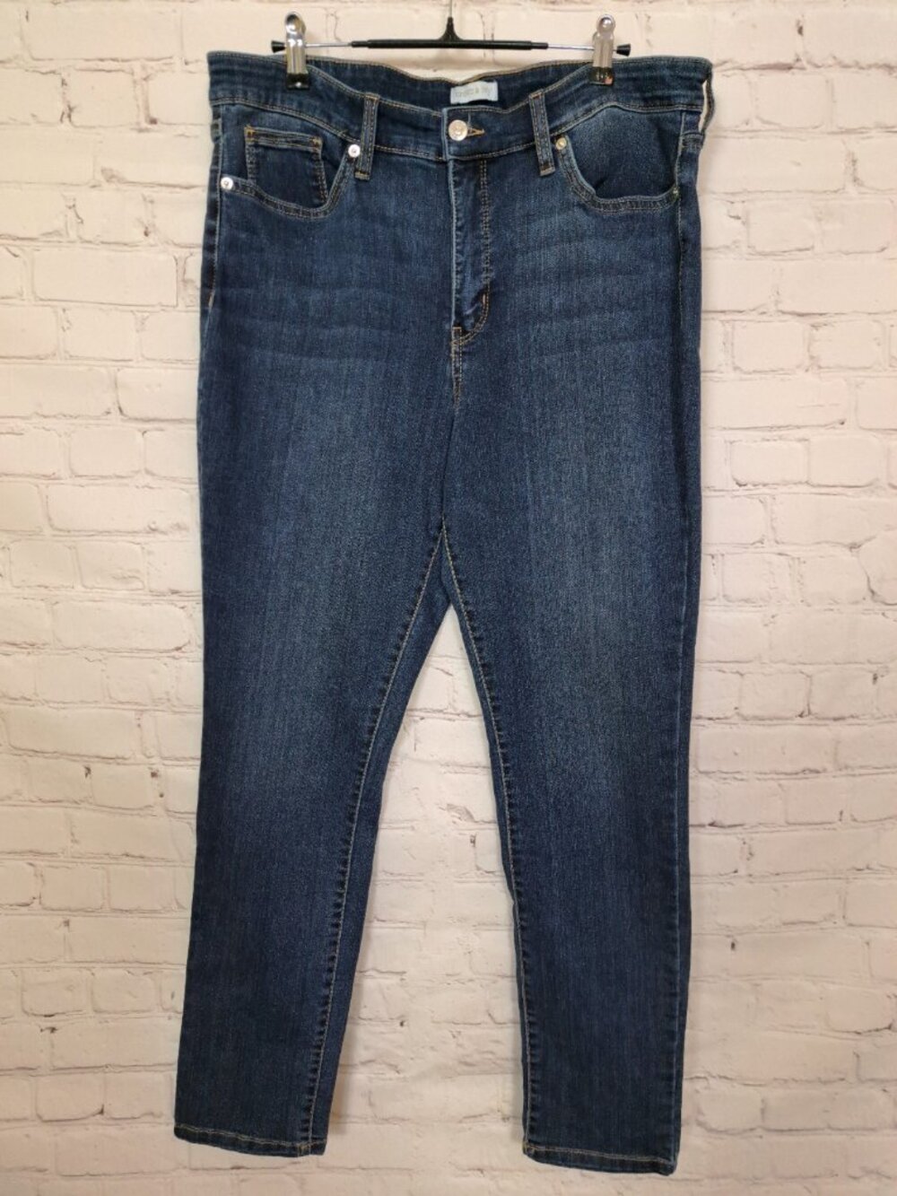 Crown & Ivy Soft & Stretch Mid-Rise Skinny Jeans Size 14